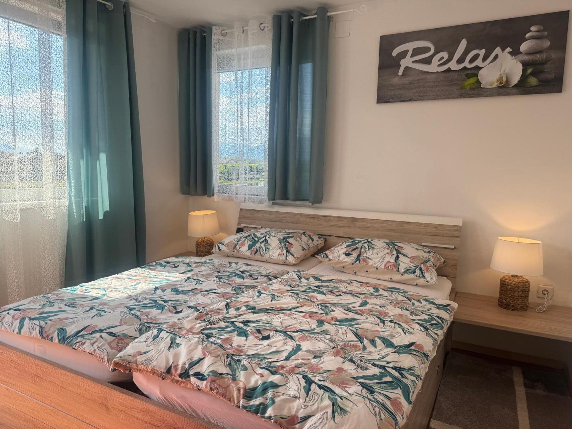 Apartments Zupan Šenčur Eksteriør bilde