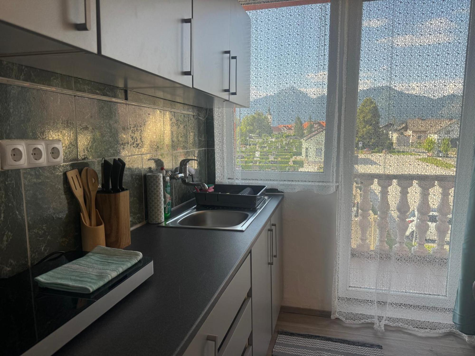 Apartments Zupan Šenčur Eksteriør bilde